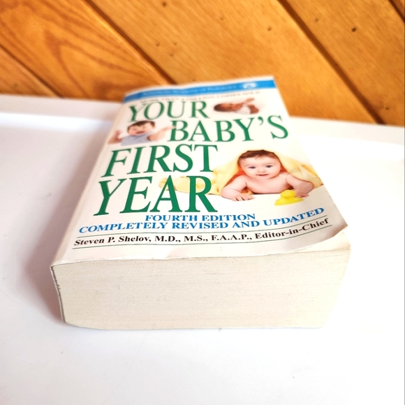 Your Baby's First Year Fourth Edition by Steven P Shelov - Picture 4 of 6